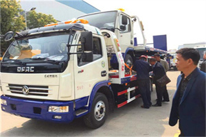 密云区汽车道路救援拖车价格